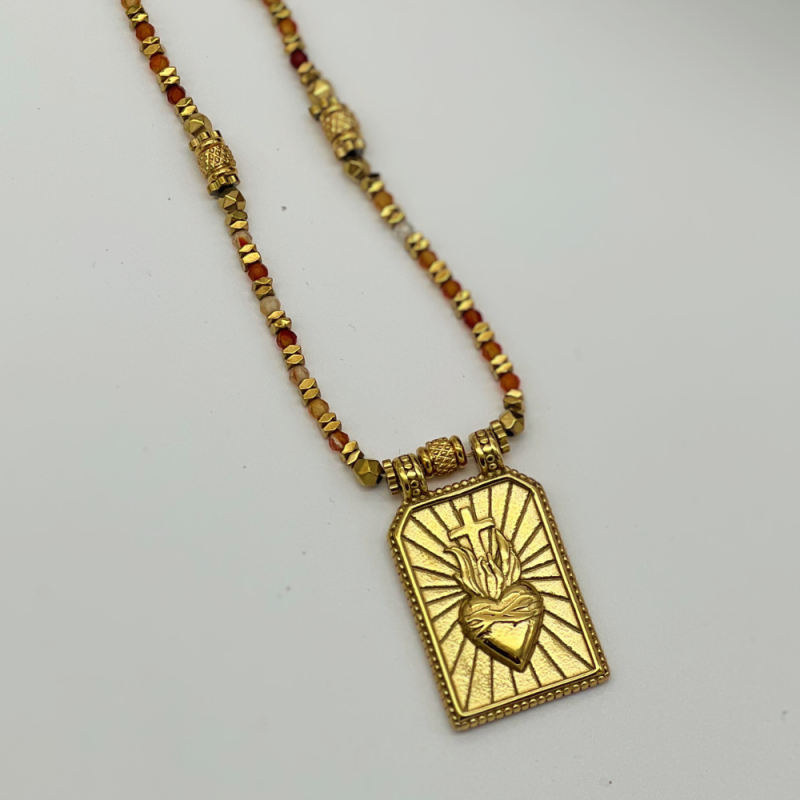 Collier cœur sacré