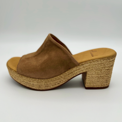 Mules Loelie Aliwell en cuir velours beige