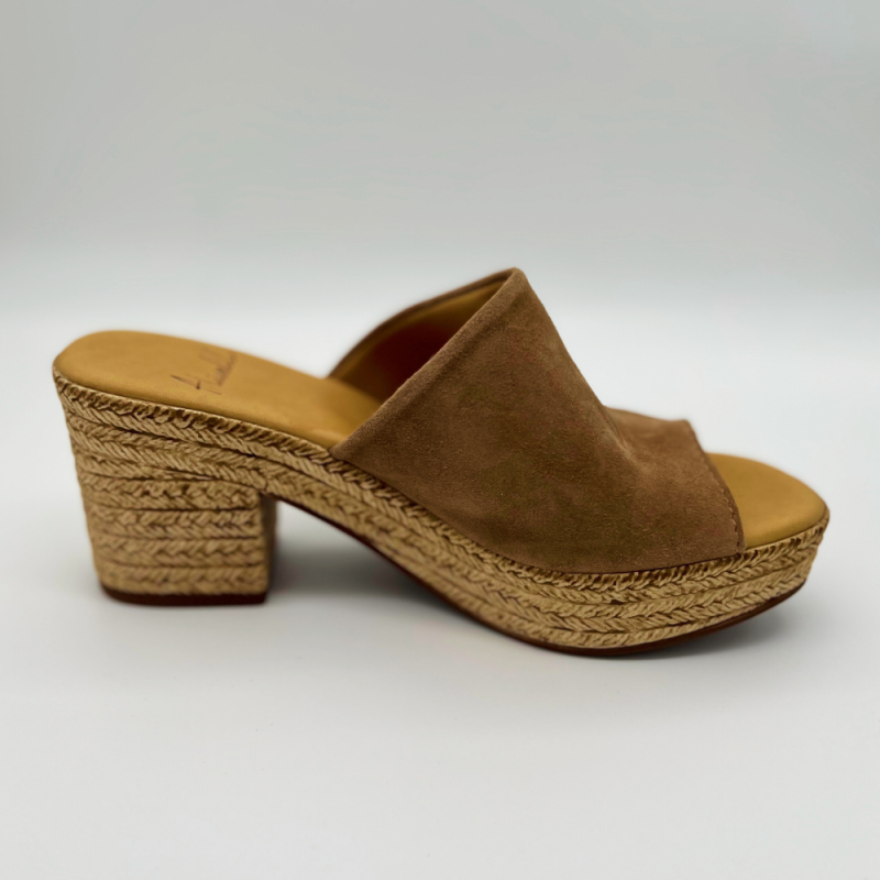 Mules Loelie Aliwell en cuir velours beige